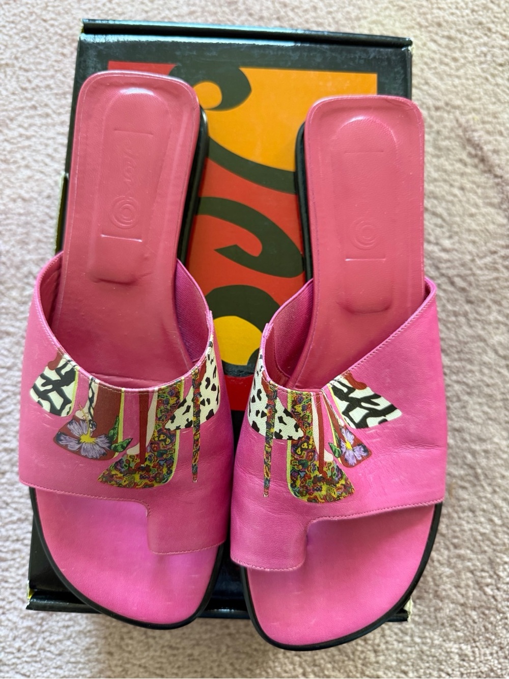 Heels & Toes Icon sands toe ring pink flats women’s size 8.5 made in Italy